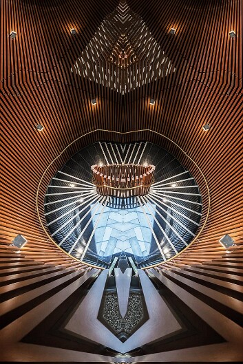 Victoria Gate staircase